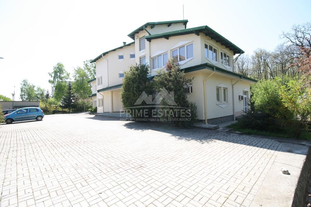 De vanzare pentru Investitie vila inchiriata langa padure, cu teren 3017 mp 