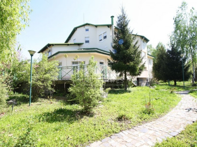 For sale for investment Villa rented near forest, with land 3017 sqm