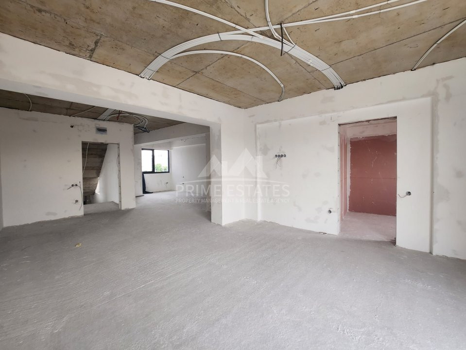 De vanzare bloc cu 20 apartamente, Serban Voda - Unirii
