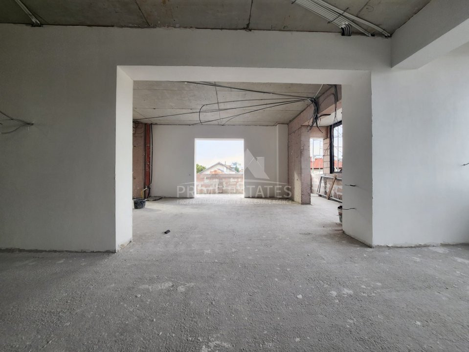 De vanzare bloc cu 20 apartamente, Serban Voda - Unirii