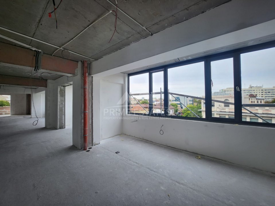De vanzare bloc cu 20 apartamente, Serban Voda - Unirii