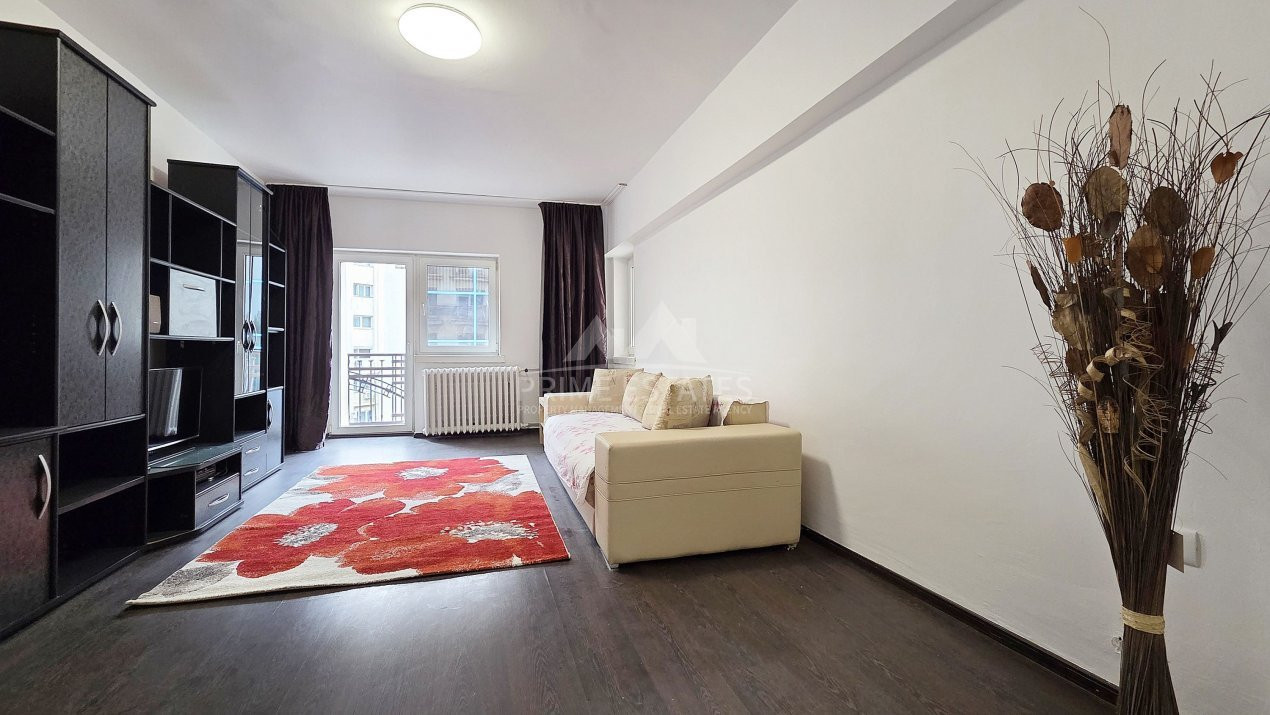 Vanzare apartament 2 camere Unirii Institutul Bancar Roman