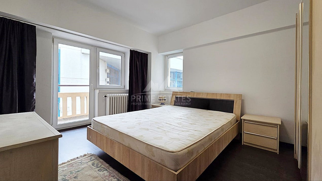 Vanzare apartament 2 camere Unirii Institutul Bancar Roman