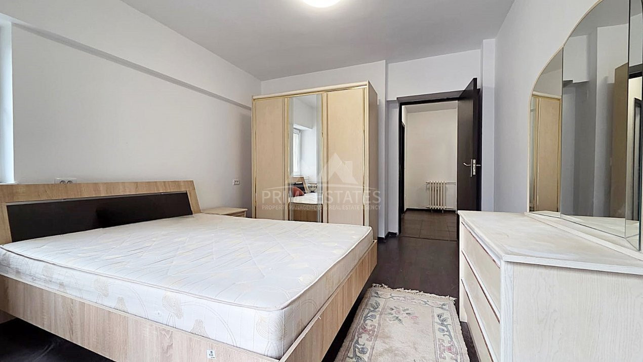 Vanzare apartament 2 camere Unirii Institutul Bancar Roman