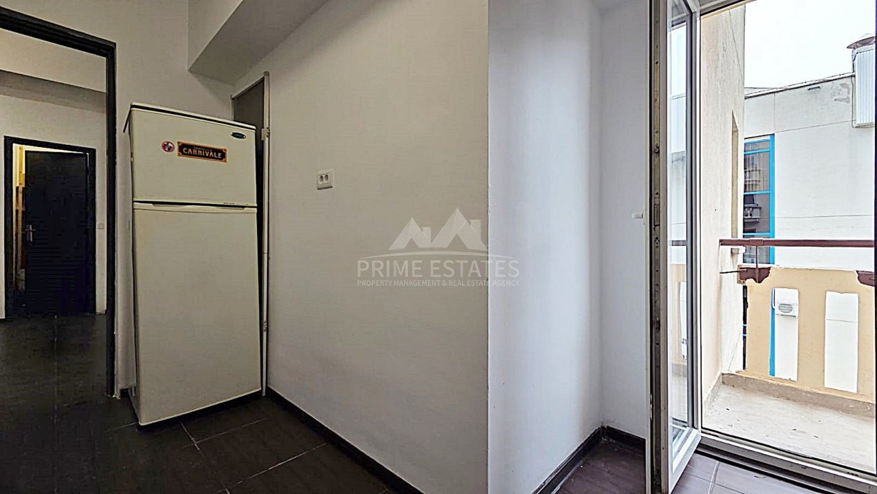 Vanzare apartament 2 camere Unirii Institutul Bancar Roman