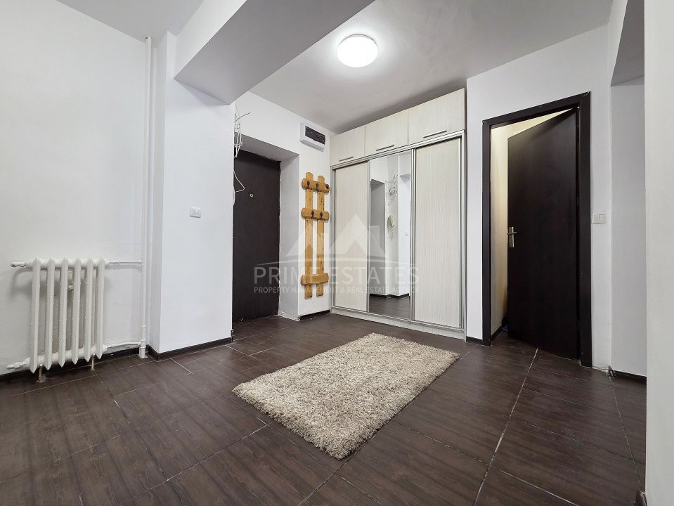 Vanzare apartament 2 camere Unirii Institutul Bancar Roman