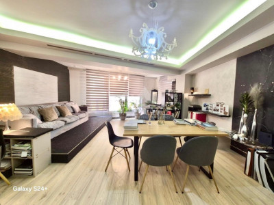For sale 3 rooms, spacious 145 sqm in Herastrau