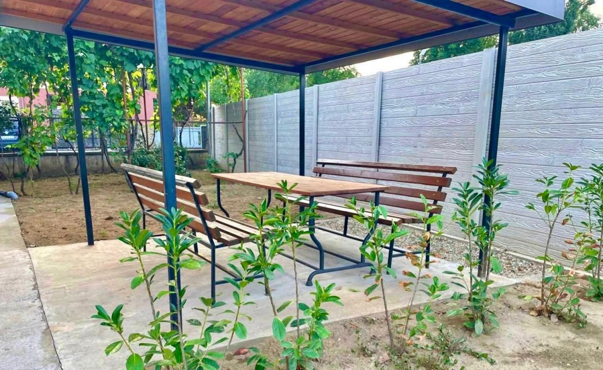 De Inchiriat Casa cu 2 camere 500 mp teren – Sântandrei, Bihor