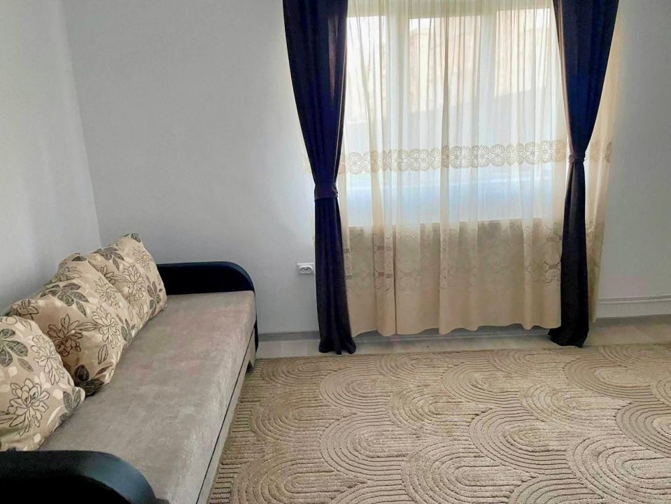 De Inchiriat Casa cu 2 camere 500 mp teren – Sântandrei, Bihor