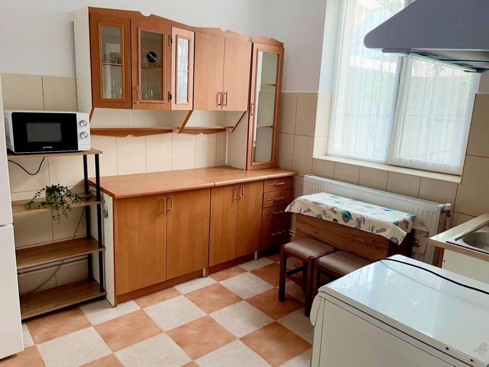 De Inchiriat Casa cu 2 camere 500 mp teren – Sântandrei, Bihor