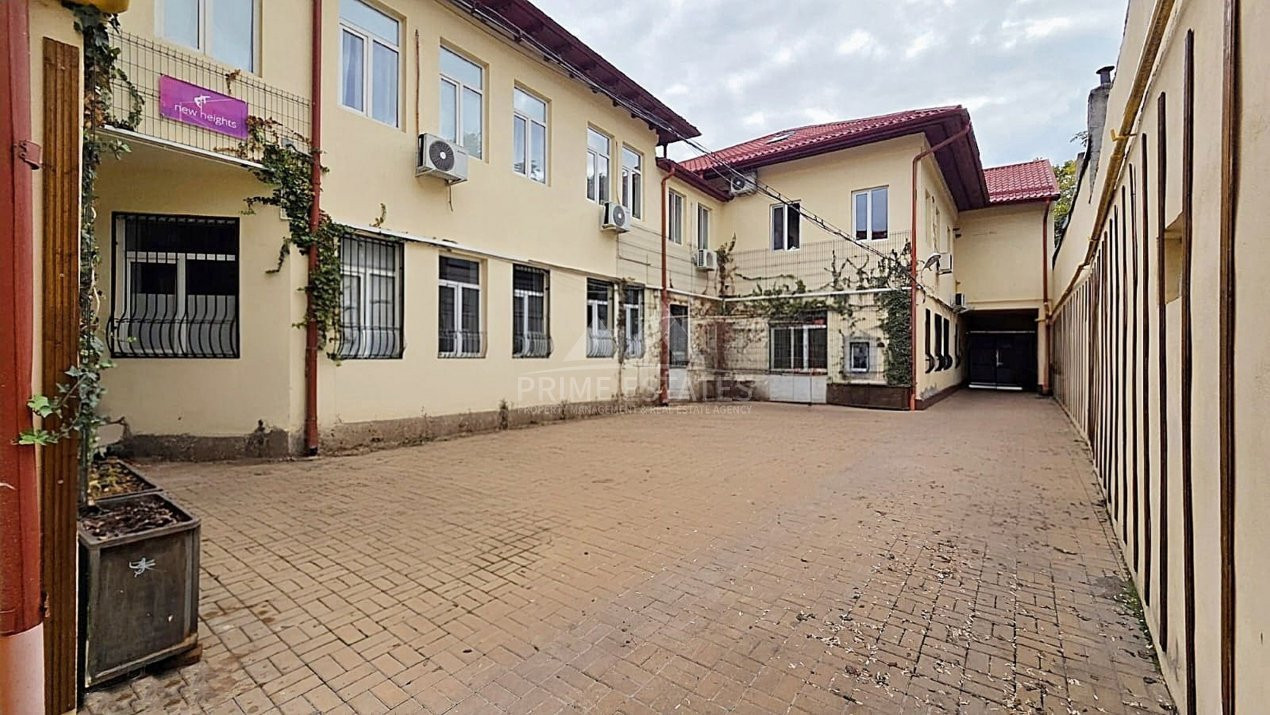 Vanzare imobil Calea Mosilor Eminescu 1148 mp venit anual 67.000 euro