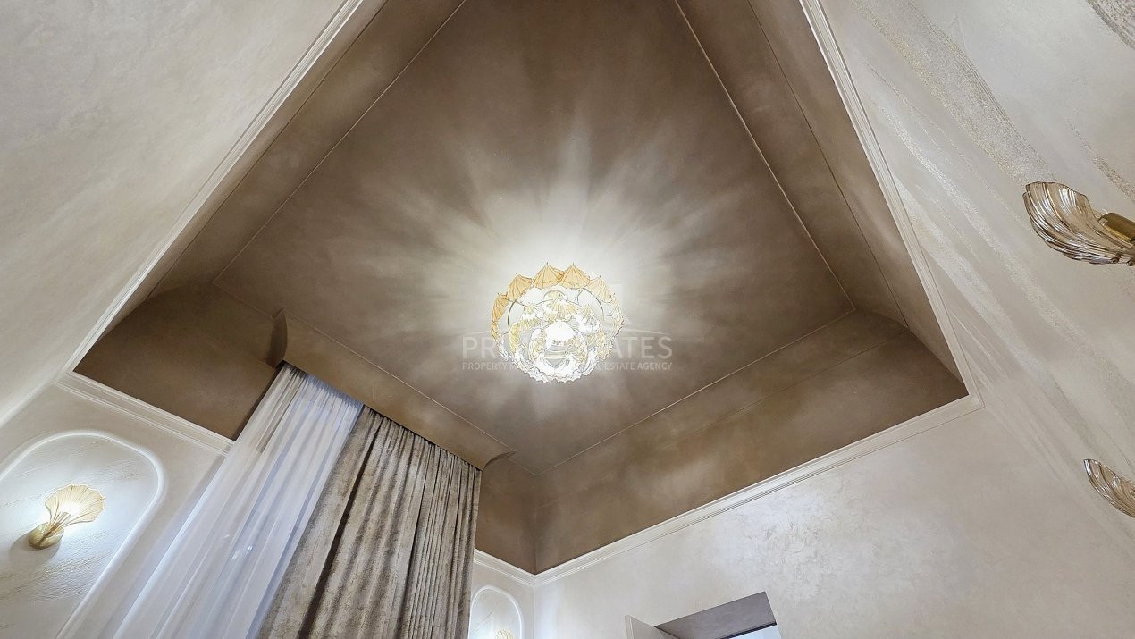 2 rooms for sale, consolidated building - Bdul Carol Biserica Armeneasca