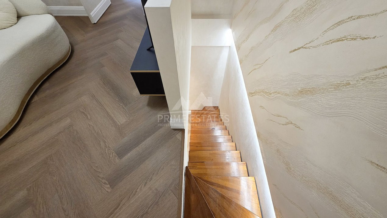 2 rooms for sale, consolidated building - Bdul Carol Biserica Armeneasca