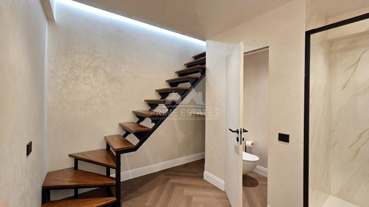 2 rooms for sale, consolidated building - Bdul Carol Biserica Armeneasca