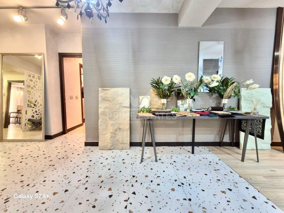 For sale 2 bedrooms, very spacious 145 sqm in Herastrau