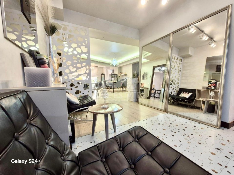 For sale 2 bedrooms, very spacious 145 sqm in Herastrau