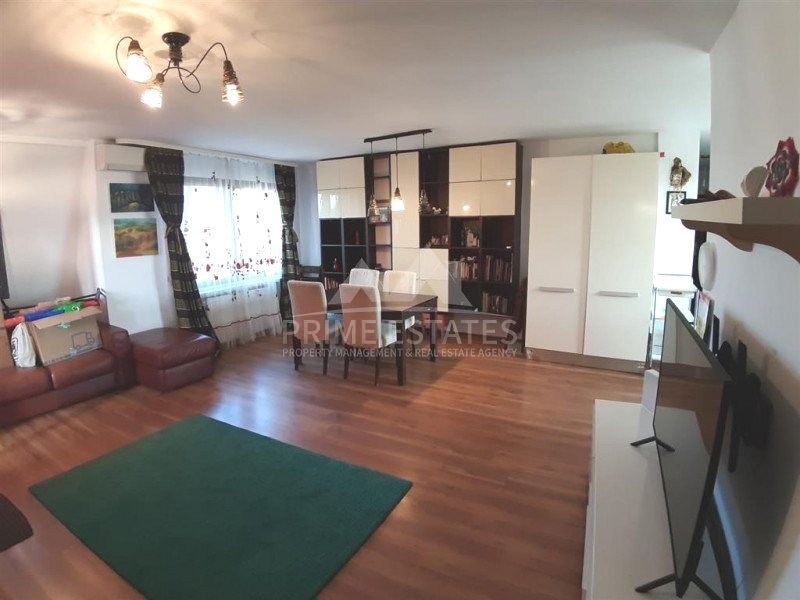 De vanzare 4 camere, 1 loc parcare inclus, ideal investitie - Iancu Nicolae 