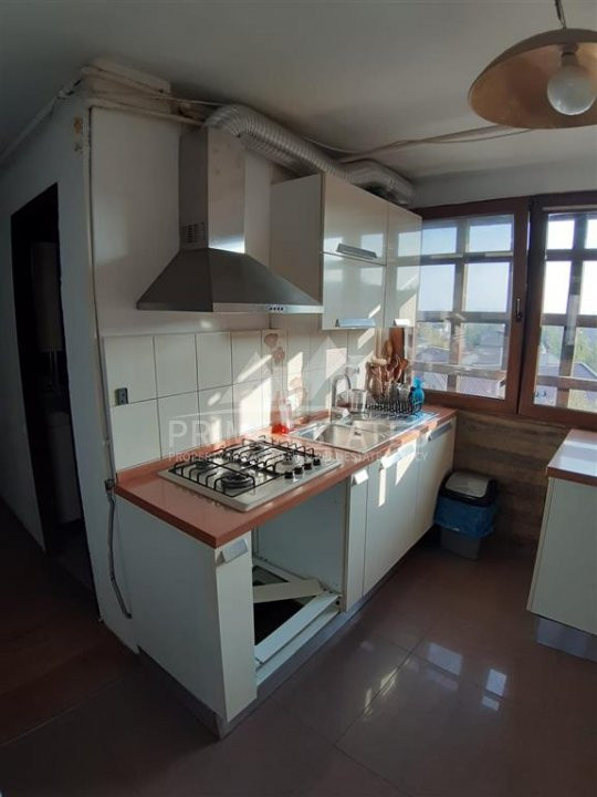 De vanzare 4 camere, 1 loc parcare inclus, ideal investitie - Iancu Nicolae 