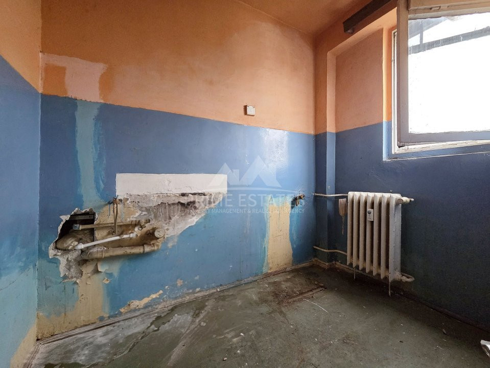 Vanzare garsoniera 31 mp Vitan Auchan