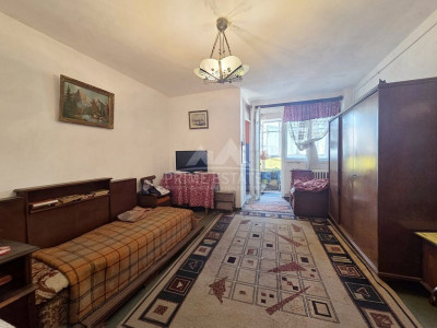 Vanzare garsoniera 31 mp Vitan Auchan