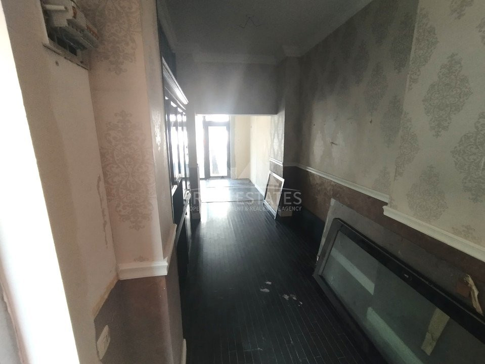 Vânzare spațiu comercial, 3 intrari cu vitrina dubla - Calea Dorobanți 