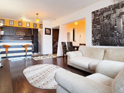 Inchiriere apartament 2 camere Prelungira Ghencea Ansamblu Primavara 