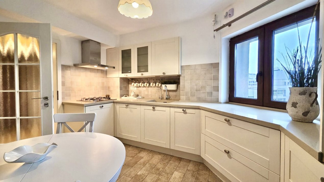 De Închiriat Apartament 2 Camere Renovat - zona Aviației