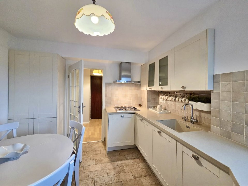 De Închiriat Apartament 2 Camere Renovat - zona Aviației