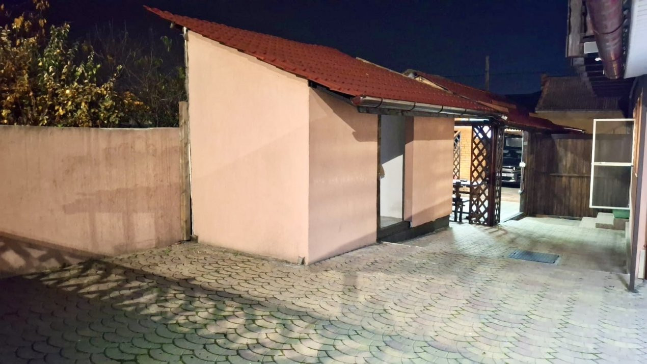 Casă individuală renovată, 4 camere, teren 200 mp