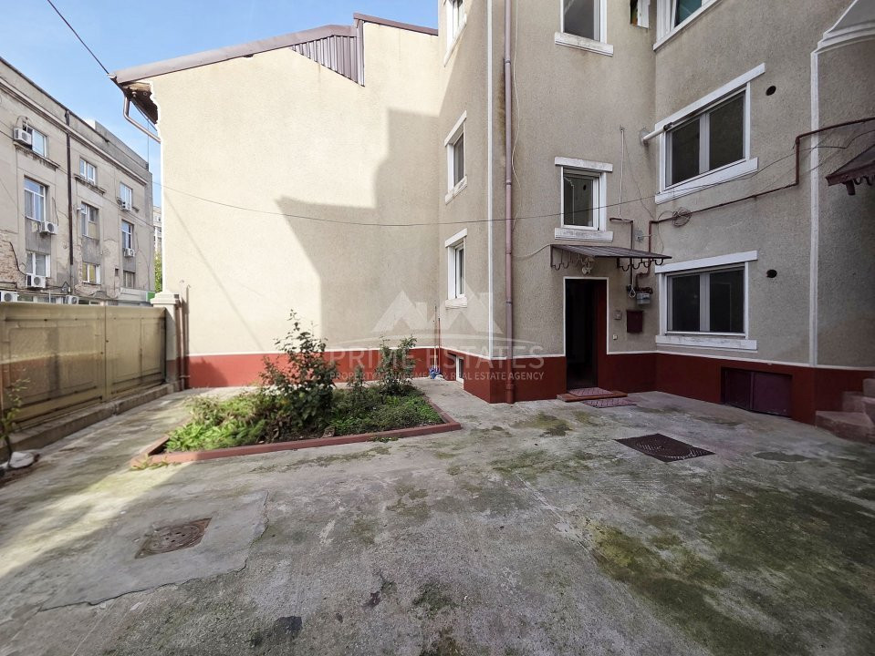 Apartament 4 camere in Vila intrare separata Rond Cosbuc Casa Poporului