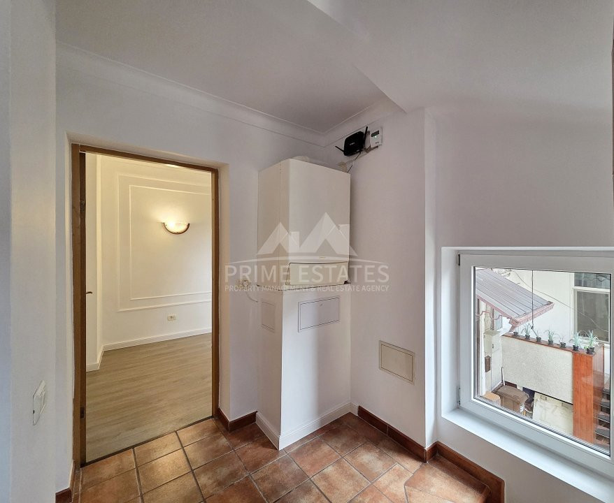 Apartament 4 camere in Vila intrare separata Rond Cosbuc Casa Poporului