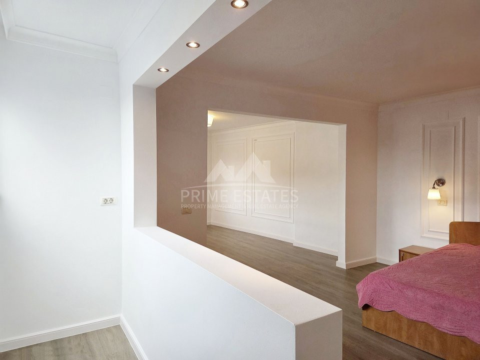 Apartament 4 camere in Vila intrare separata Rond Cosbuc Casa Poporului