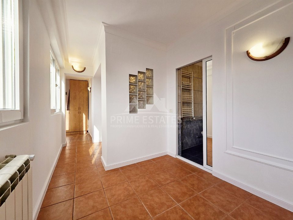 Apartament 4 camere in Vila intrare separata Rond Cosbuc Casa Poporului