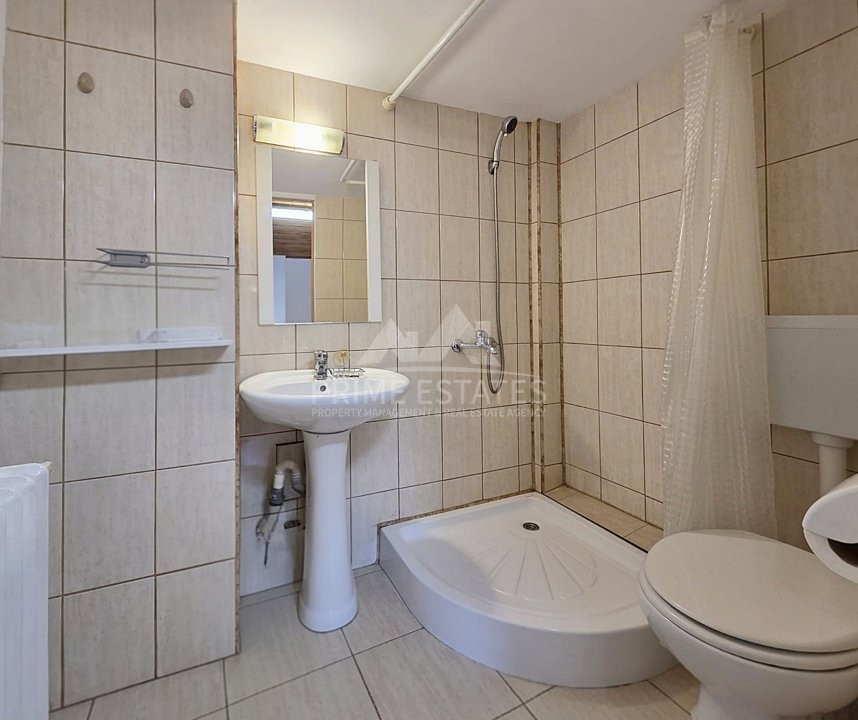 Inchiriere imobil 7 camere curte proprie Stefan Cel Mare Eminescu