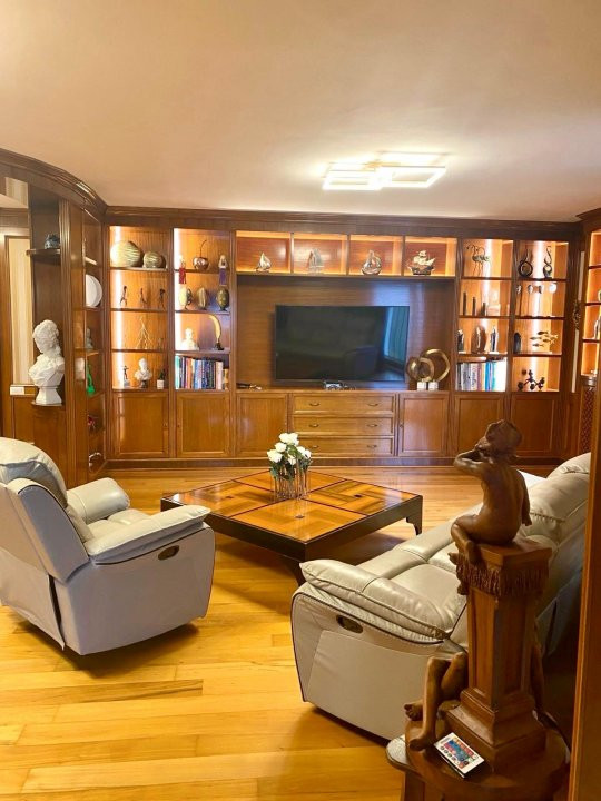 De închiriat Penthouse exclusivist, Terasă 176 mp, Monte Carlo Palace