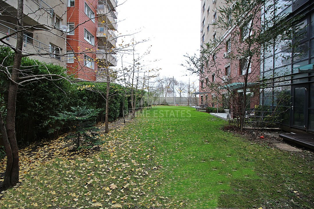 Inchiriere apartament 2 camere Lacul Tei   Emerald  boxa si  parcare 