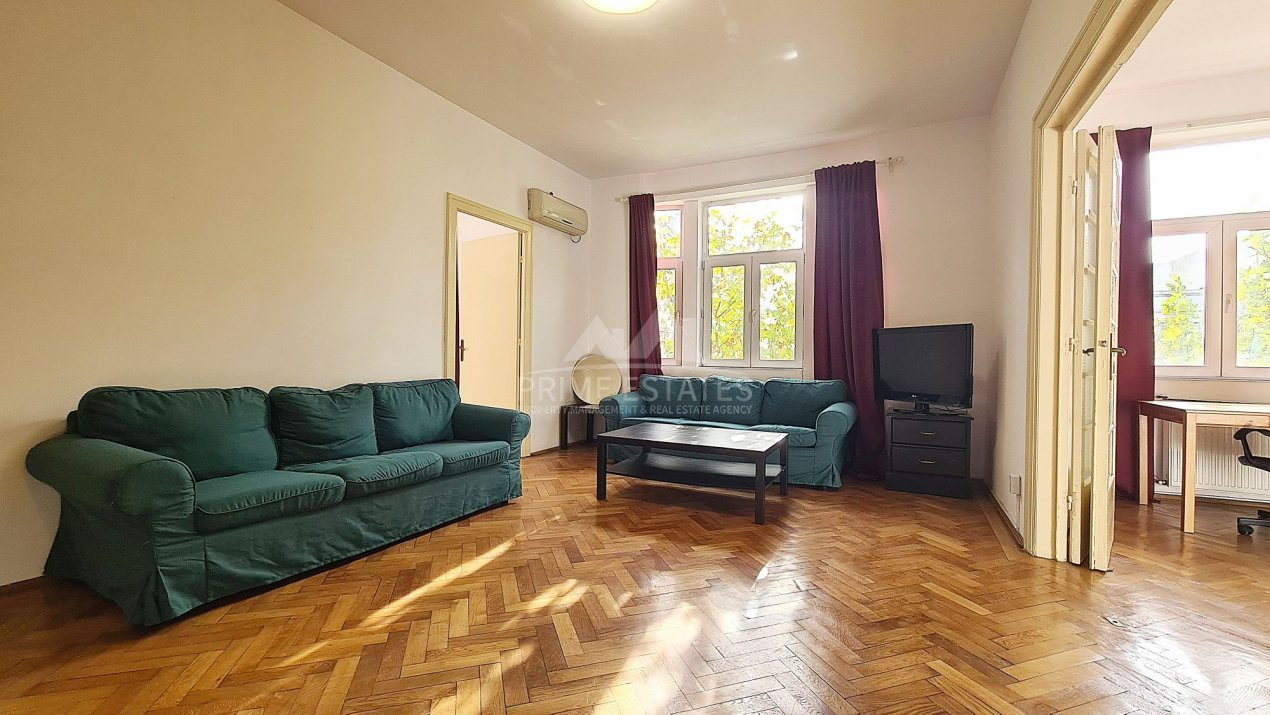 Vanzare apartament 3 camere Piata Unirii parcare in curtea interioara