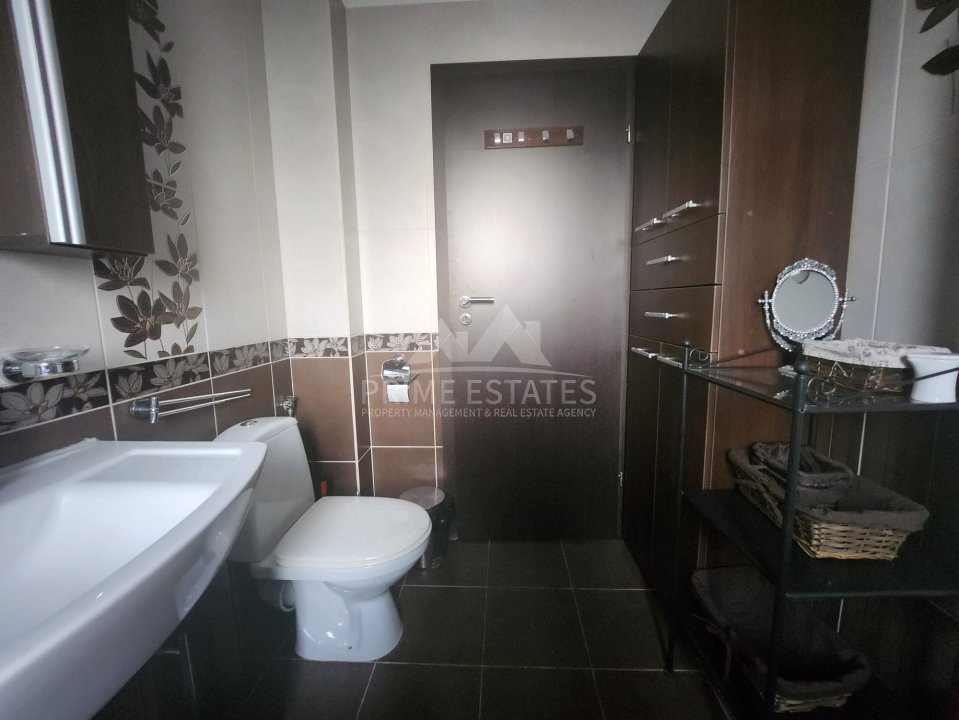 For rent 2 rooms with parking space - Greenfield Complex