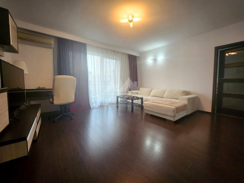 For rent 2 rooms with parking space - Greenfield Complex