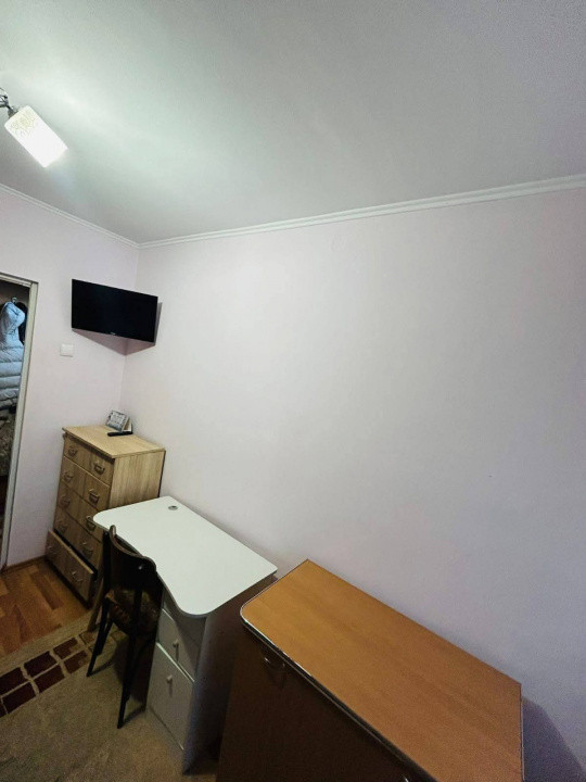 De închiriat Apartament 2 camere semidecomandat – Velenta