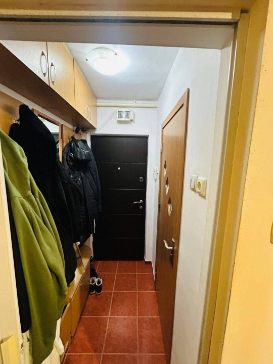 De închiriat Apartament 2 camere semidecomandat – Velenta