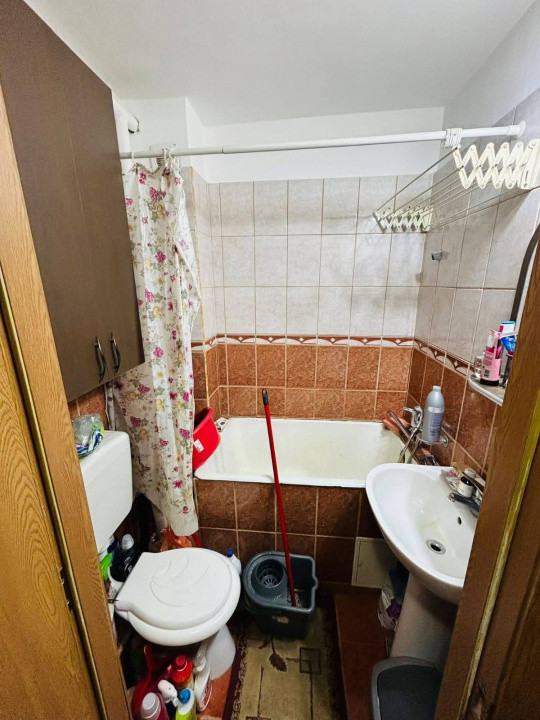 De închiriat Apartament 2 camere semidecomandat – Velenta
