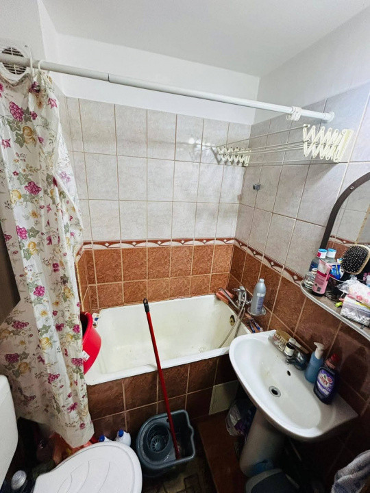 De închiriat Apartament 2 camere semidecomandat – Velenta