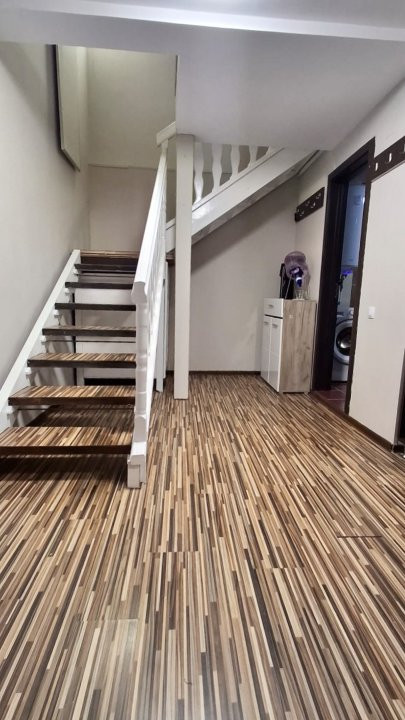 Casă individuală renovată, teren 200 mp, Valenta-zona Plastor