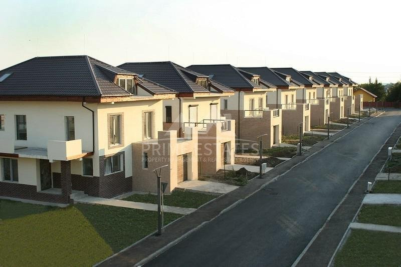 De Vânzare Vile individuale cu garaj, 447mp teren-Austrian Village