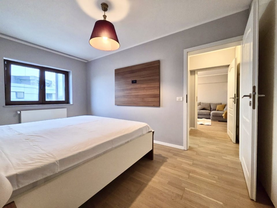 De Închiriat 2 Camere renovat complet, parcare - Cristal Palace