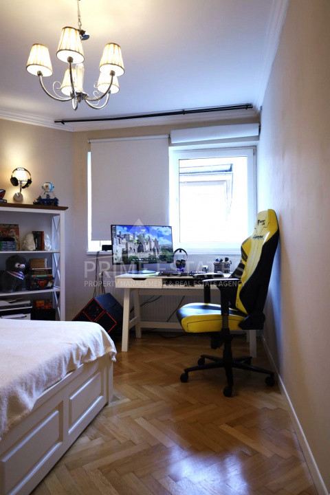 Apartament unicat 3 camere de vanzare Mosilor- Bld Hristo Botev