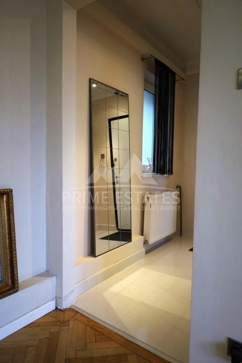 Apartament unicat 3 camere de vanzare Mosilor- Bld Hristo Botev