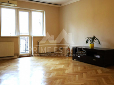 Apartament unicat 3 camere de vanzare Mosilor- Bld Hristo Botev