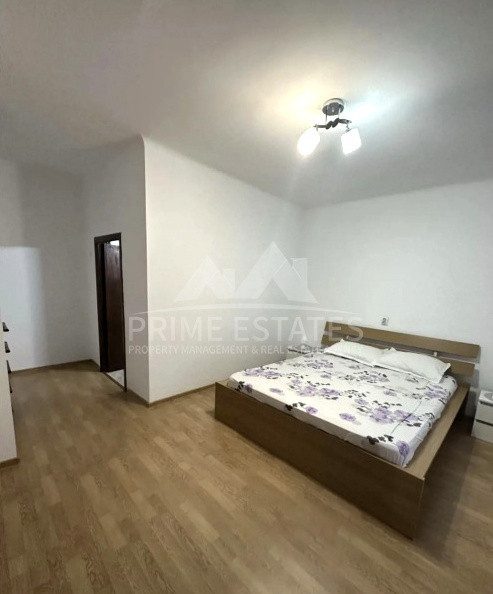 De vanzare apartament 3 camere +curte zona Unirii-Serban Voda 